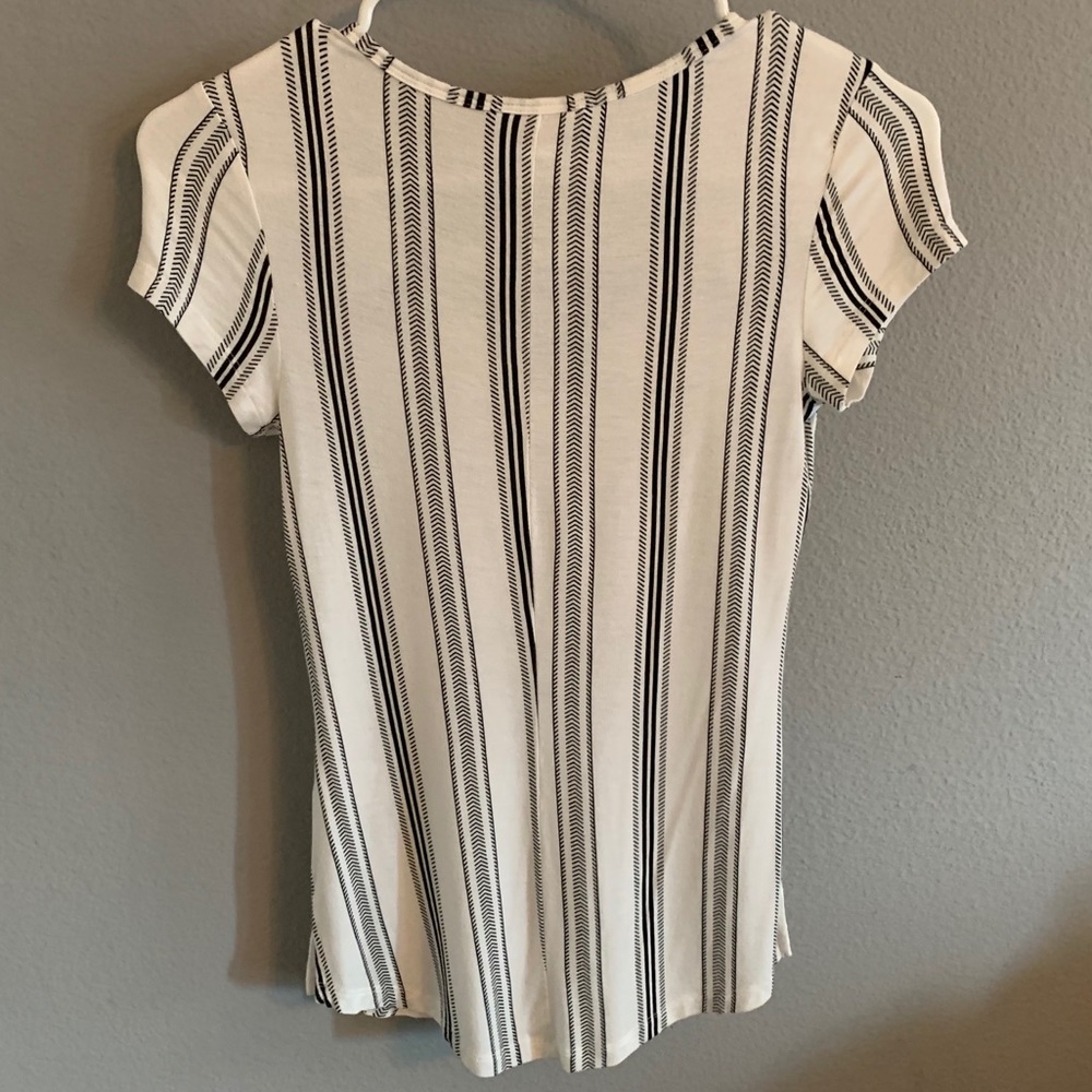 Top - Picture 4 of 5